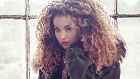 _72108686_ella_eyre_highres1_2_sss